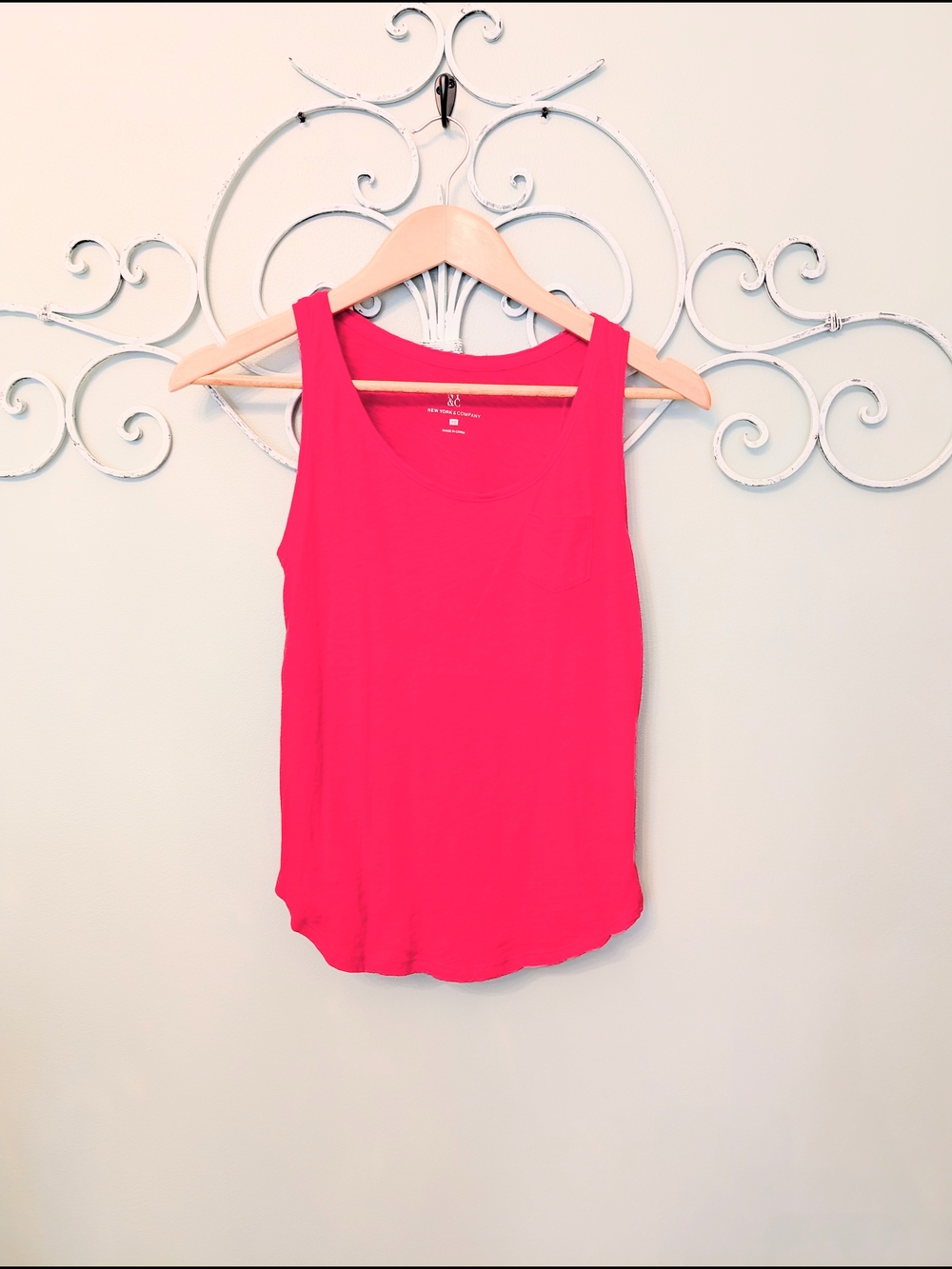 NY & Co Pocket Tank Top